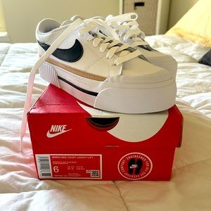 Nike Court Legacy Lift Size 6